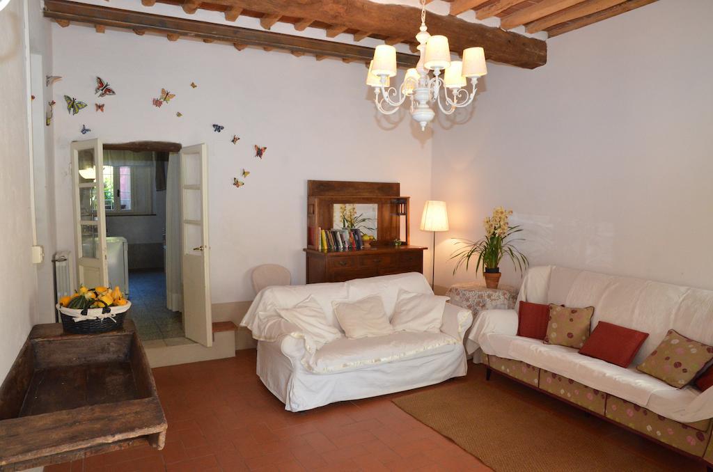 Agriturismo Le Murelle ลุคคา ภายนอก รูปภาพ