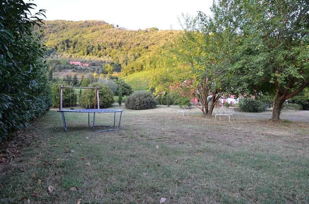 Agriturismo Le Murelle ลุคคา ภายนอก รูปภาพ